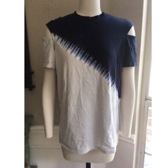 EUC LULULEMON All Yours Boyfriend Tee LA Cut Out Sleeve Size 2 Navy Vapor - Picture 2 of 4